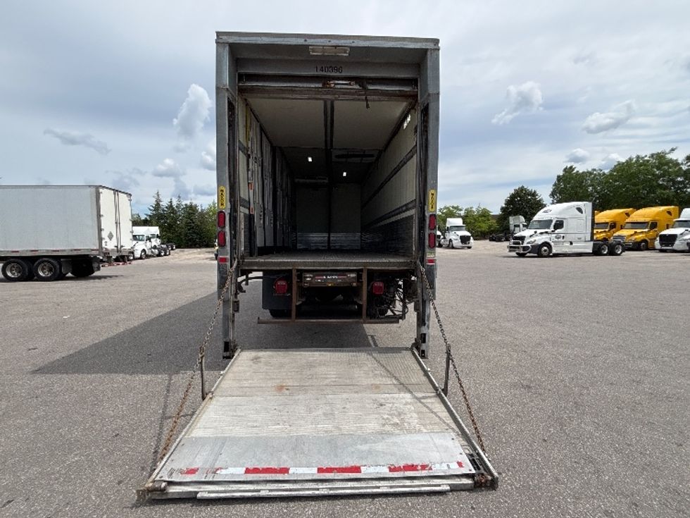Refrigerated Truck-Light and Medium Duty Trucks-International-2019-4400-Mississauga-ON-167,112\n\t\tkm-$ 94,500 - Image 9