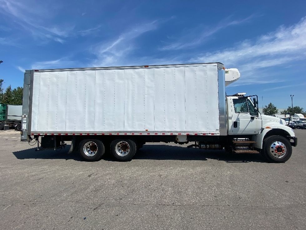 Refrigerated Truck-Light and Medium Duty Trucks-International-2019-4400-Mississauga-ON-176,985\n\t\tkm-$ 95,750 - Image 15