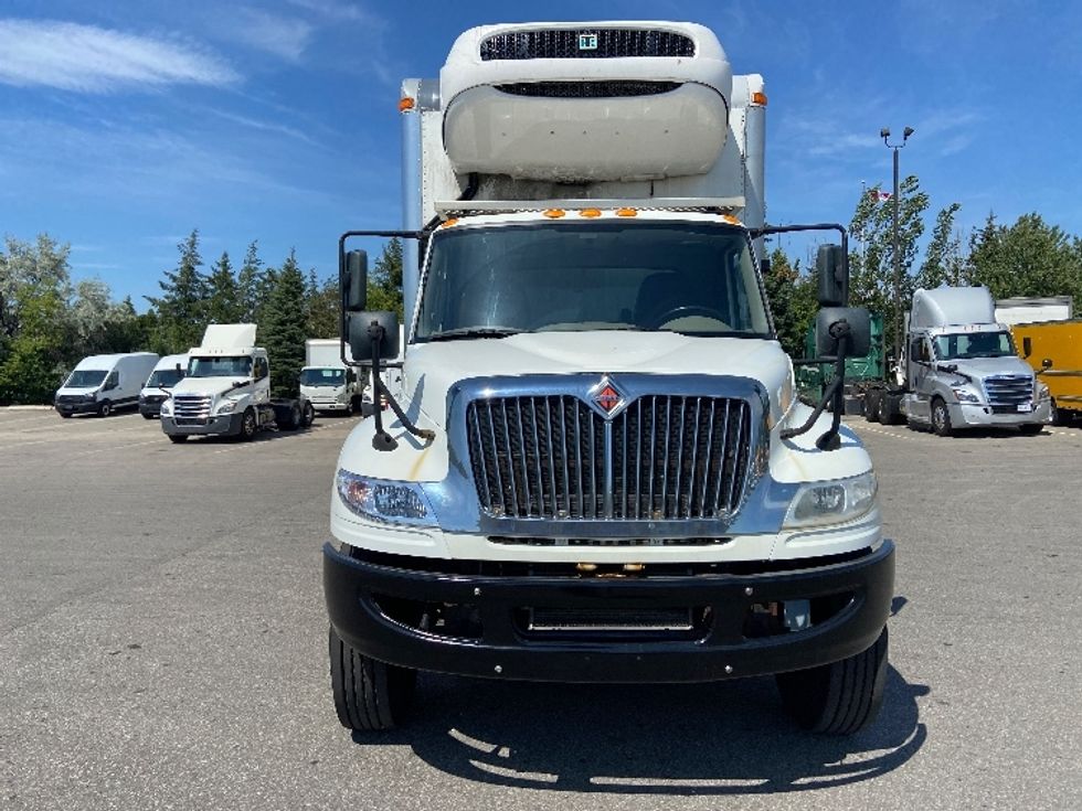 Refrigerated Truck-Light and Medium Duty Trucks-International-2019-4400-Mississauga-ON-176,985\n\t\tkm-$ 95,750 - Image 2