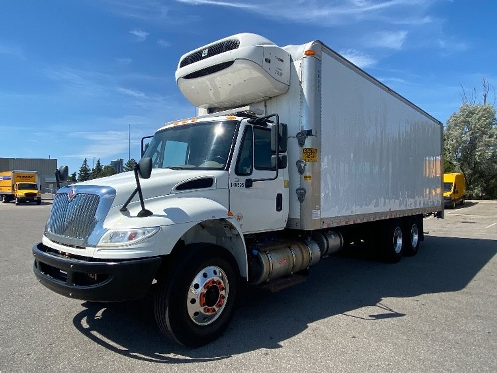 Refrigerated Truck-Light and Medium Duty Trucks-International-2019-4400-Mississauga-ON-176,985\n\t\tkm-$ 95,750 - Image 3