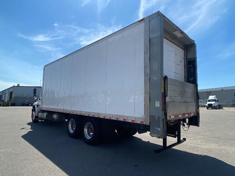 Refrigerated Truck-Light and Medium Duty Trucks-International-2019-4400-Mississauga-ON-176,985\n\t\tkm-$ 95,750 - Image 6