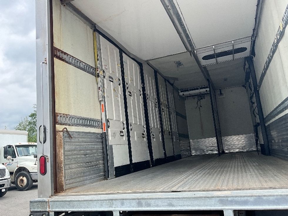 Refrigerated Truck-Light and Medium Duty Trucks-International-2019-4400-Ottawa-ON-183,903\n\t\tkm-$ 89,750 - Image 10