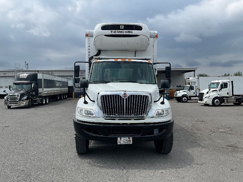 Refrigerated Truck-Light and Medium Duty Trucks-International-2019-4400-Ottawa-ON-183,903\n\t\tkm-$ 89,750 - Image 2
