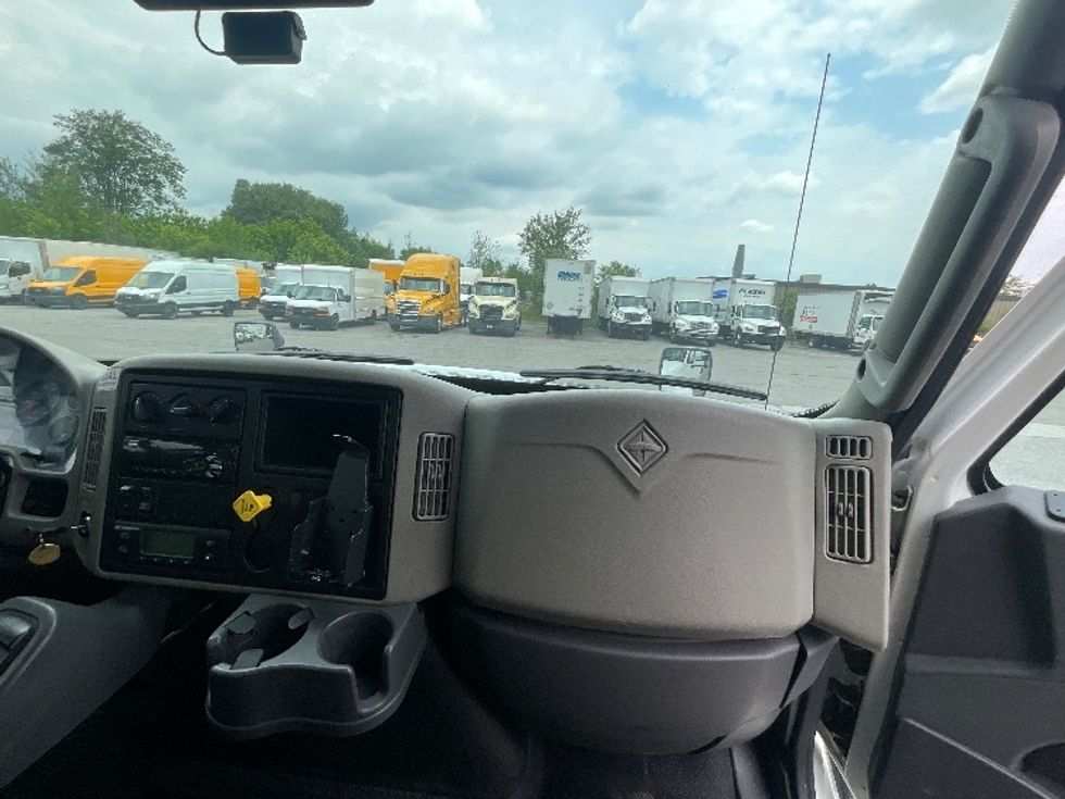 Refrigerated Truck-Light and Medium Duty Trucks-International-2019-4400-Ottawa-ON-183,903\n\t\tkm-$ 89,750 - Image 20