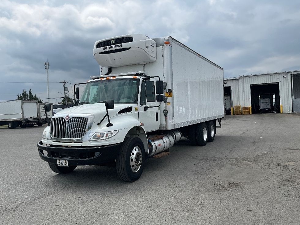 Refrigerated Truck-Light and Medium Duty Trucks-International-2019-4400-Ottawa-ON-183,903\n\t\tkm-$ 89,750 - Image 3