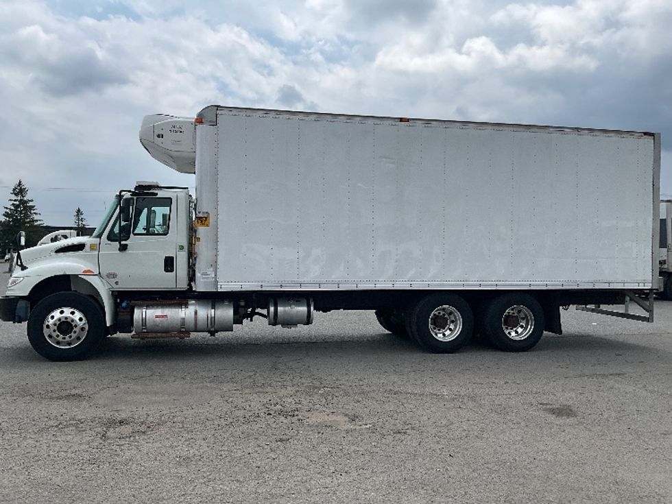 Refrigerated Truck-Light and Medium Duty Trucks-International-2019-4400-Ottawa-ON-183,903\n\t\tkm-$ 89,750 - Image 4