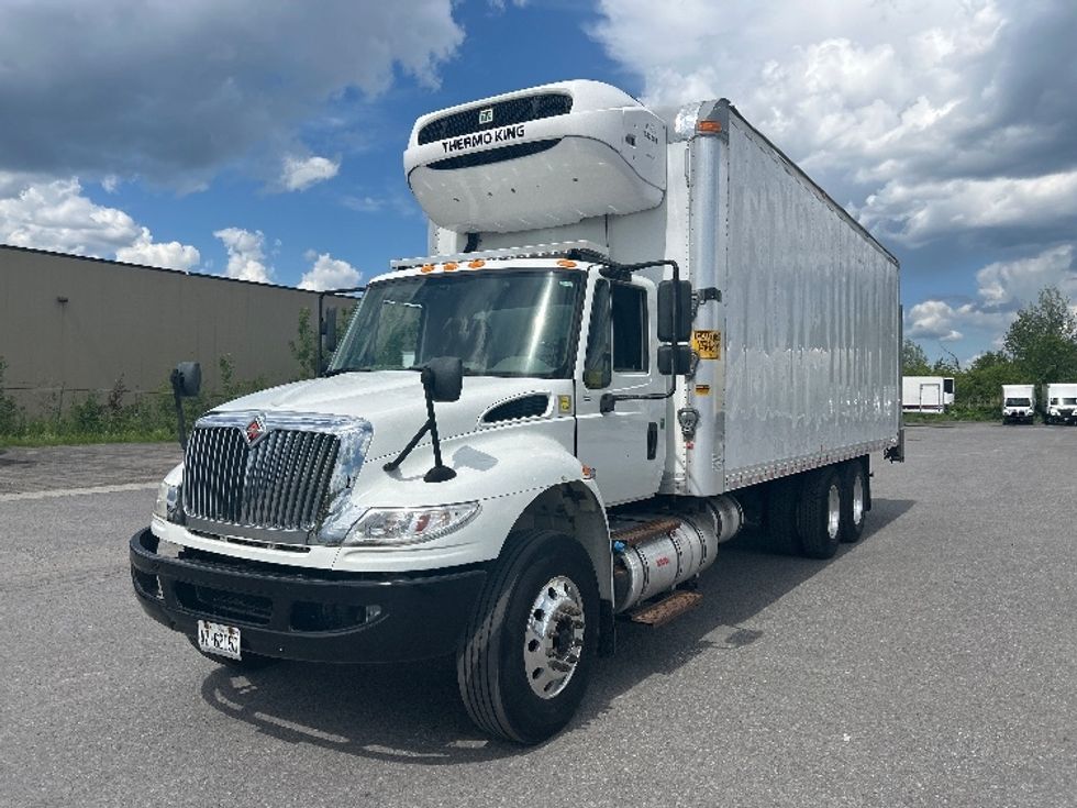 Refrigerated Truck-Light and Medium Duty Trucks-International-2019-4400-Ottawa-ON-191,380\n\t\tkm-$ 89,000 - Image 3