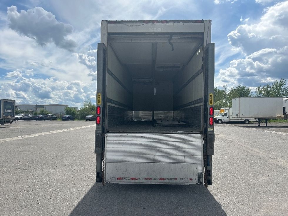 Refrigerated Truck-Light and Medium Duty Trucks-International-2019-4400-Ottawa-ON-191,380\n\t\tkm-$ 89,000 - Image 8