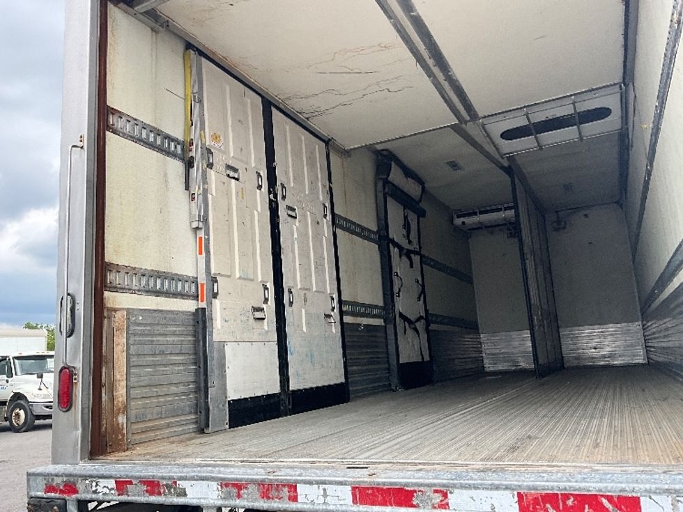 Refrigerated Truck-Light and Medium Duty Trucks-International-2019-4400-Ottawa-ON-211,434\n\t\tkm-$ 87,500 - Image 10