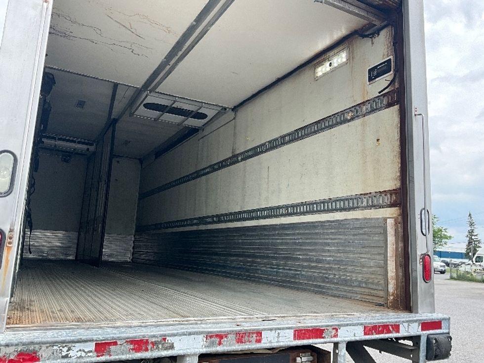 Refrigerated Truck-Light and Medium Duty Trucks-International-2019-4400-Ottawa-ON-211,434\n\t\tkm-$ 87,500 - Image 11