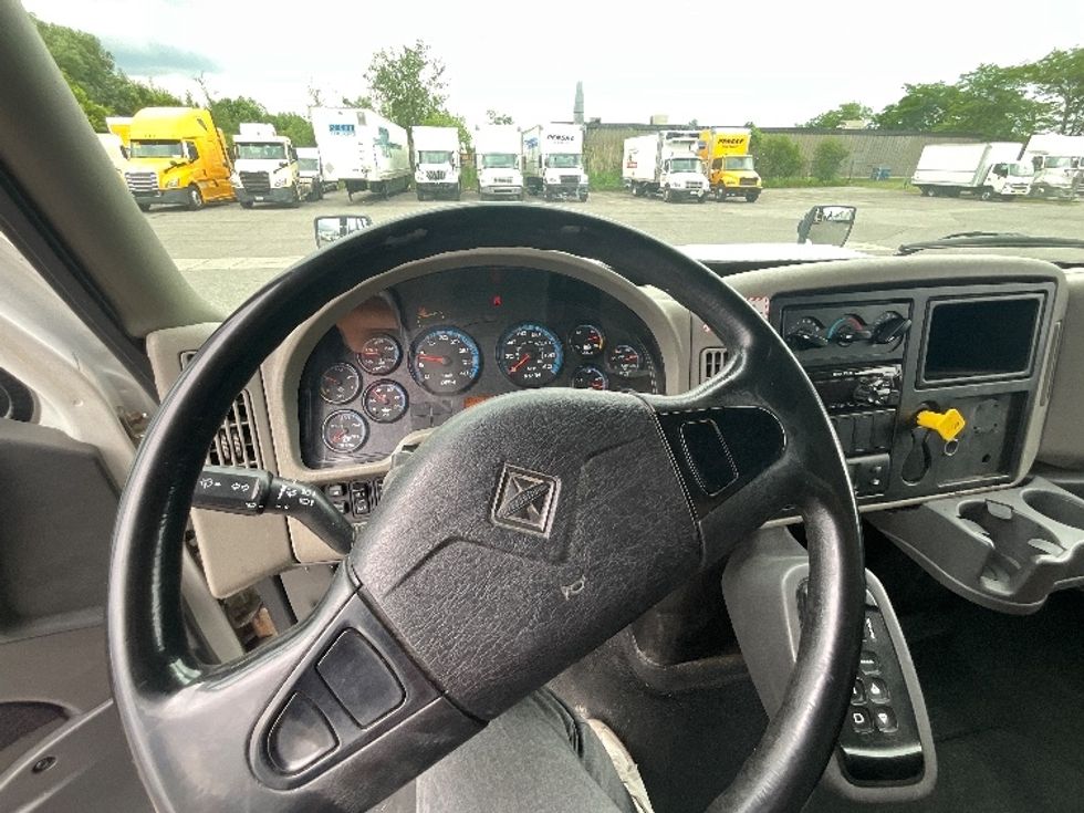 Refrigerated Truck-Light and Medium Duty Trucks-International-2019-4400-Ottawa-ON-211,434\n\t\tkm-$ 87,500 - Image 17