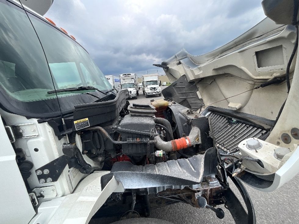 Refrigerated Truck-Light and Medium Duty Trucks-International-2019-4400-Ottawa-ON-211,434\n\t\tkm-$ 87,500 - Image 22