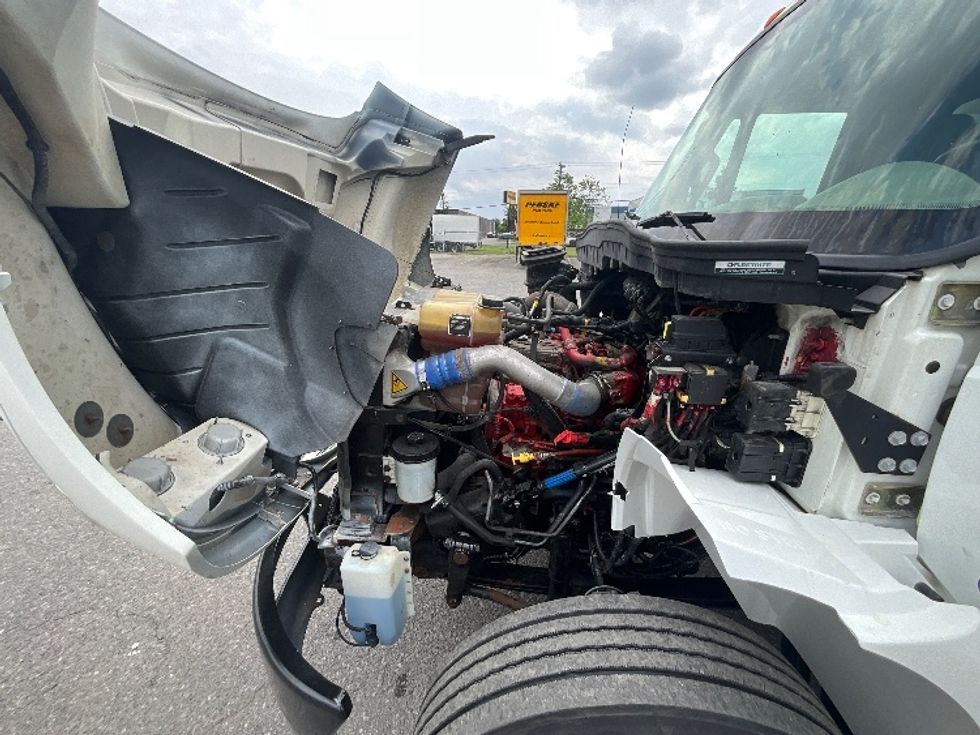 Refrigerated Truck-Light and Medium Duty Trucks-International-2019-4400-Ottawa-ON-211,434\n\t\tkm-$ 87,500 - Image 23