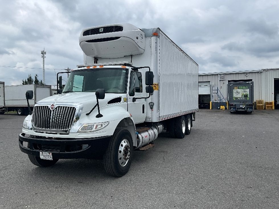 Refrigerated Truck-Light and Medium Duty Trucks-International-2019-4400-Ottawa-ON-211,434\n\t\tkm-$ 87,500 - Image 3