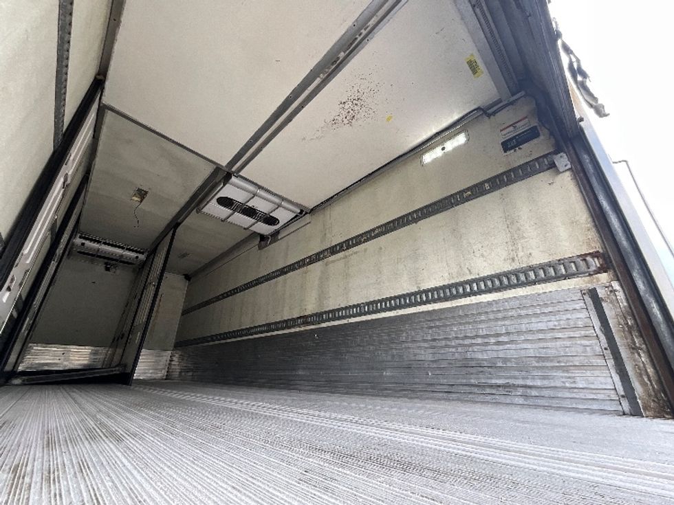 Refrigerated Truck-Light and Medium Duty Trucks-International-2019-4400-Ottawa-ON-220,649\n\t\tkm-$ 81,750 - Image 11