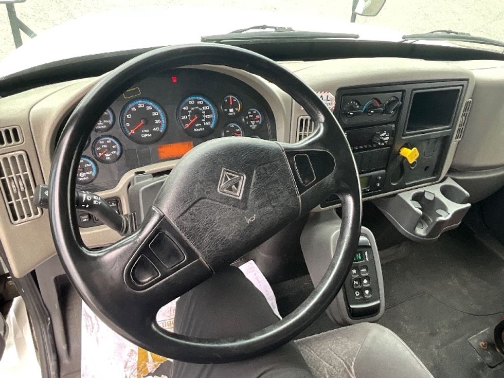 Refrigerated Truck-Light and Medium Duty Trucks-International-2019-4400-Ottawa-ON-220,649\n\t\tkm-$ 81,750 - Image 16