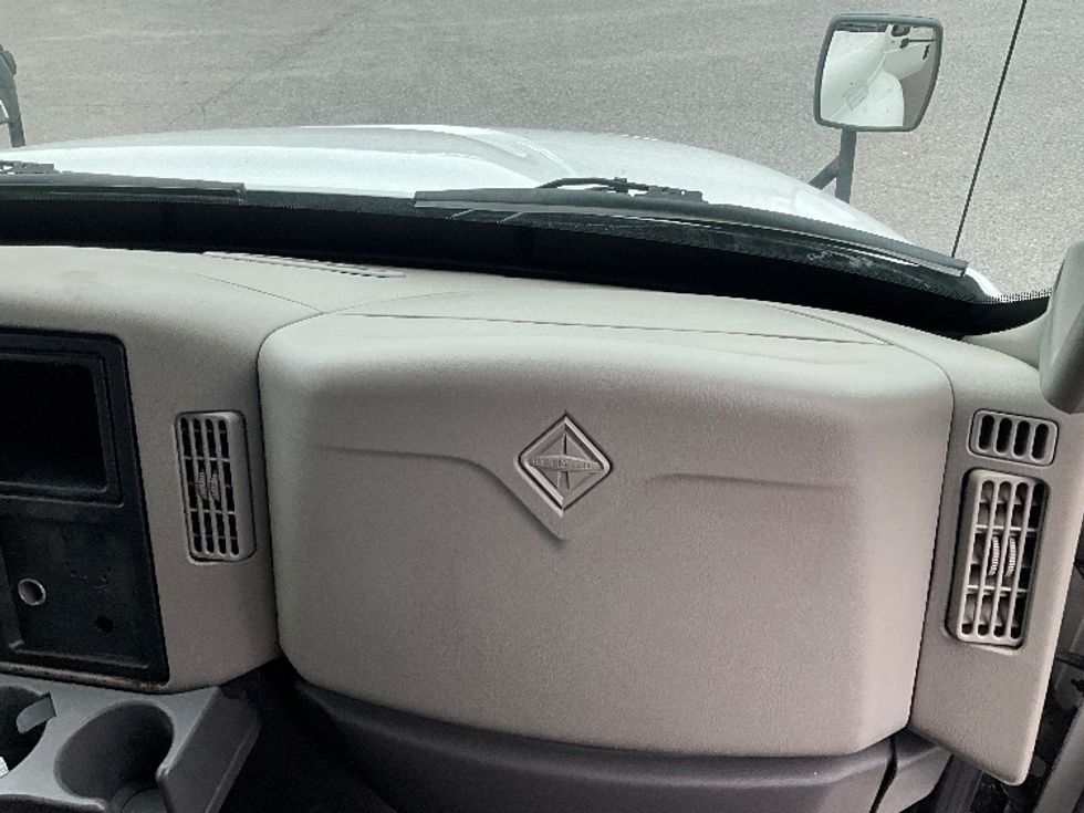 Refrigerated Truck-Light and Medium Duty Trucks-International-2019-4400-Ottawa-ON-220,649\n\t\tkm-$ 81,750 - Image 20