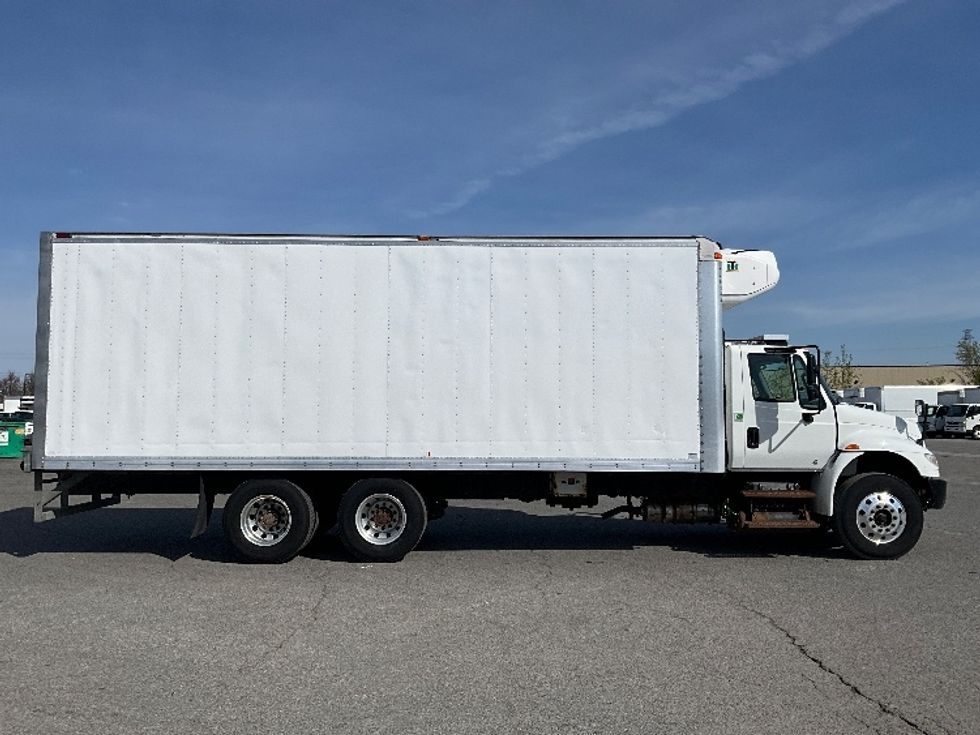 Refrigerated Truck-Light and Medium Duty Trucks-International-2019-4400-Ottawa-ON-225,013\n\t\tkm-$ 85,000 - Image 14