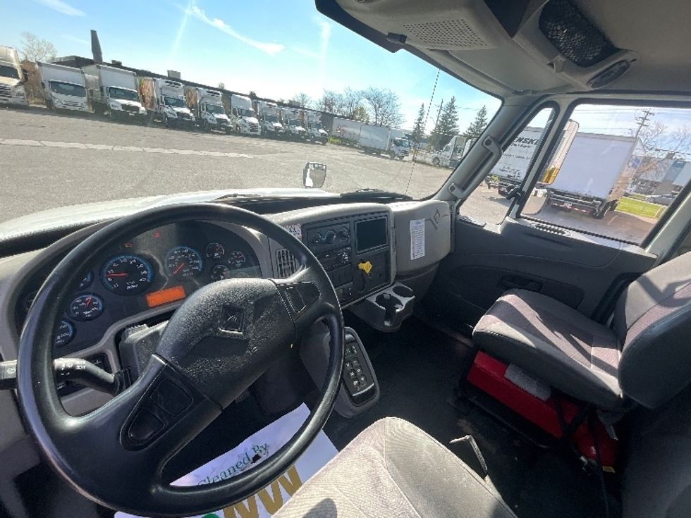 Refrigerated Truck-Light and Medium Duty Trucks-International-2019-4400-Ottawa-ON-225,013\n\t\tkm-$ 85,000 - Image 16
