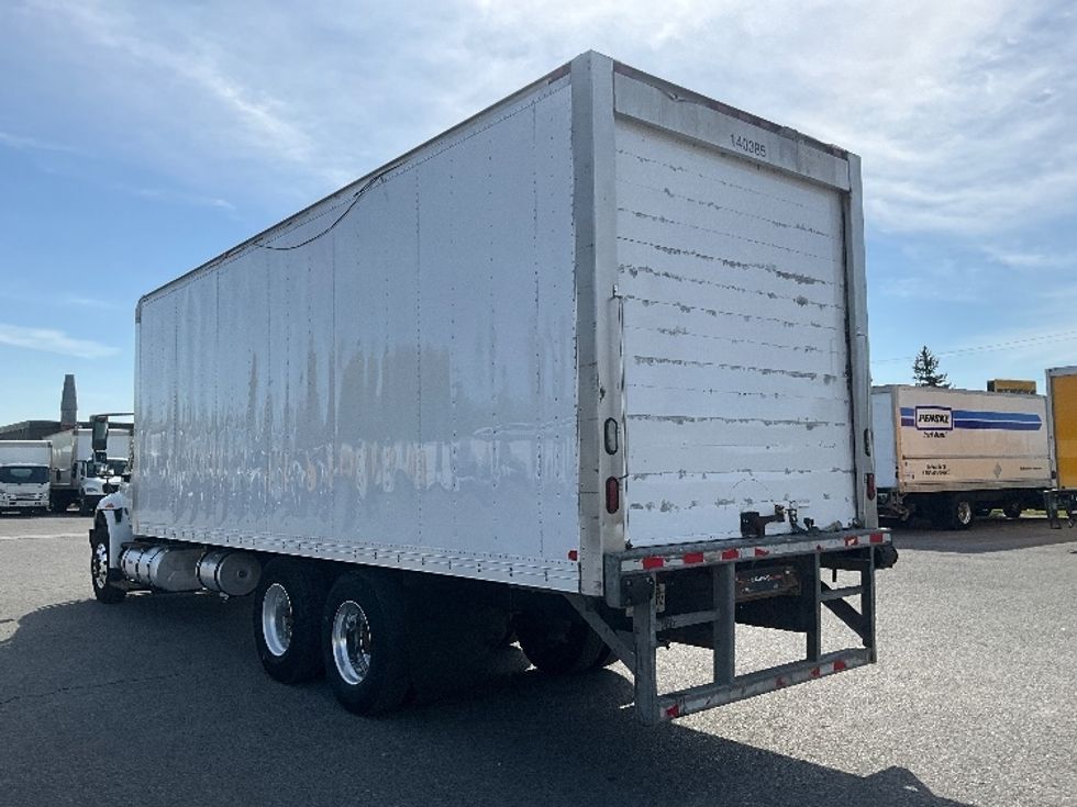 Refrigerated Truck-Light and Medium Duty Trucks-International-2019-4400-Ottawa-ON-225,013\n\t\tkm-$ 85,000 - Image 6