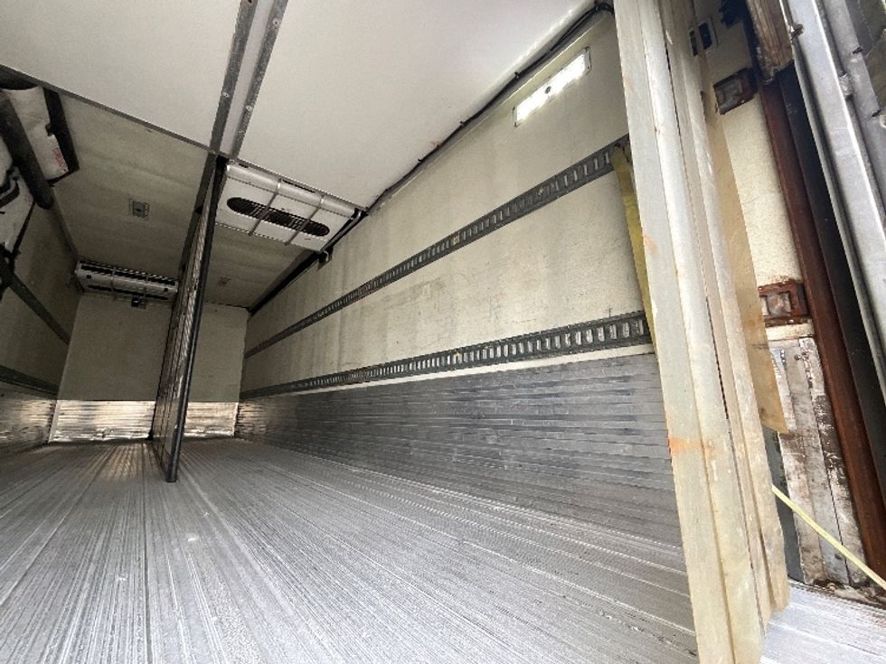 Refrigerated Truck-Light and Medium Duty Trucks-International-2019-4400-Ottawa-ON-244,397\n\t\tkm-$ 80,750 - Image 12