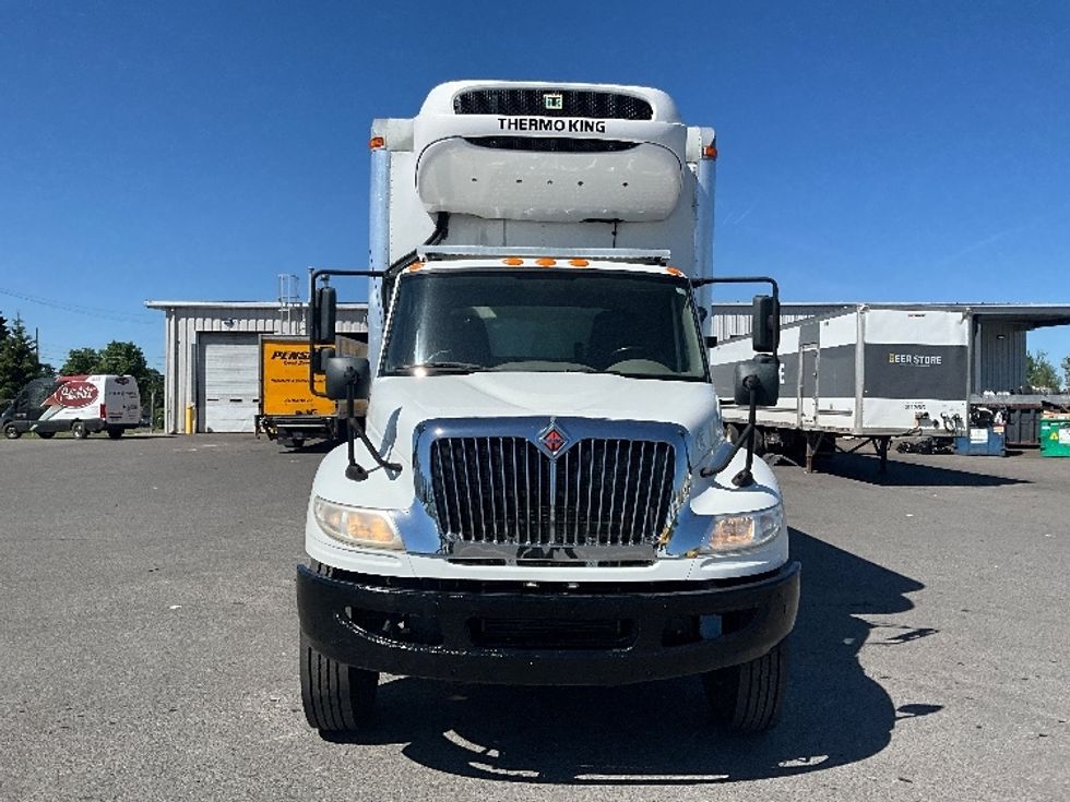 Refrigerated Truck-Light and Medium Duty Trucks-International-2019-4400-Ottawa-ON-244,397\n\t\tkm-$ 80,750 - Image 2