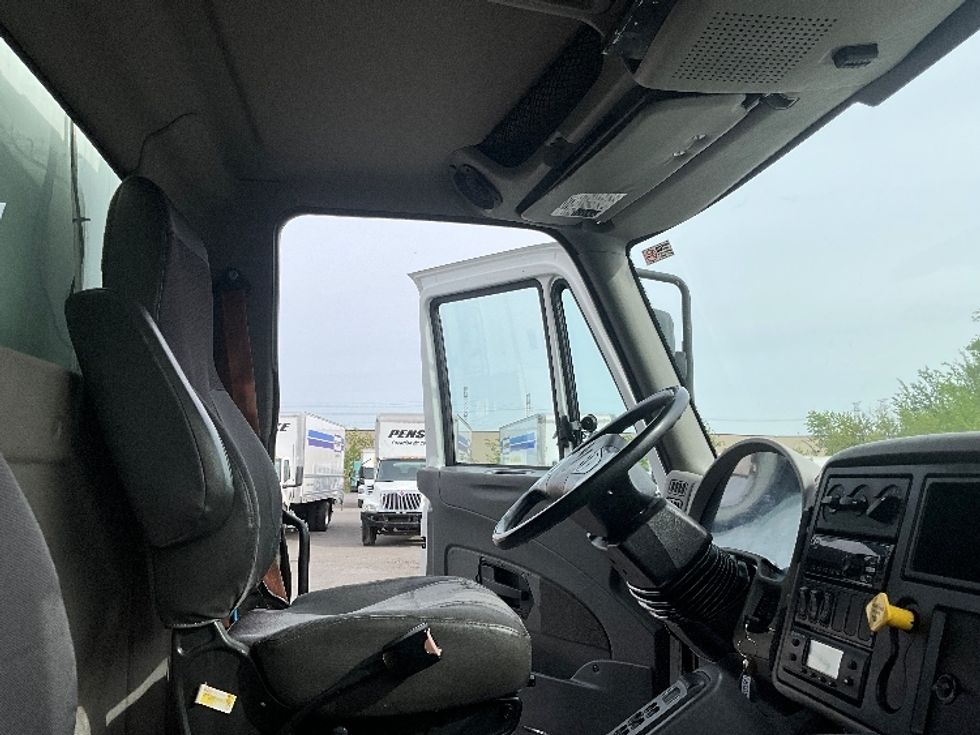 Refrigerated Truck-Light and Medium Duty Trucks-International-2019-4400-Ottawa-ON-244,397\n\t\tkm-$ 80,750 - Image 22