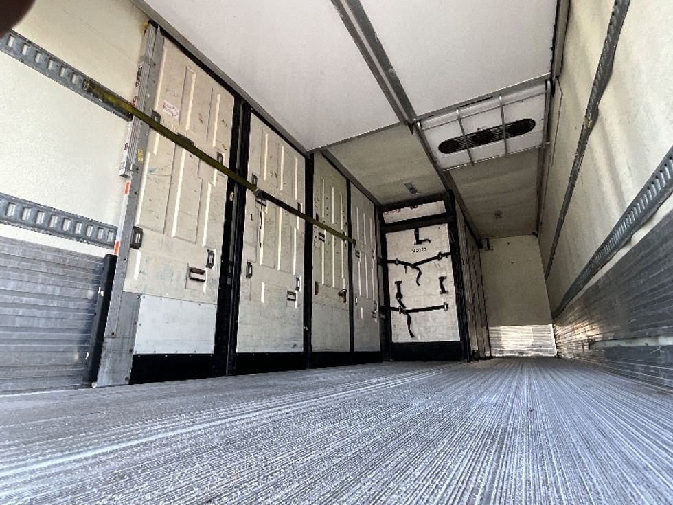 Refrigerated Truck-Light and Medium Duty Trucks-International-2019-4400-Ottawa-ON-245,951\n\t\tkm-$ 86,250 - Image 11