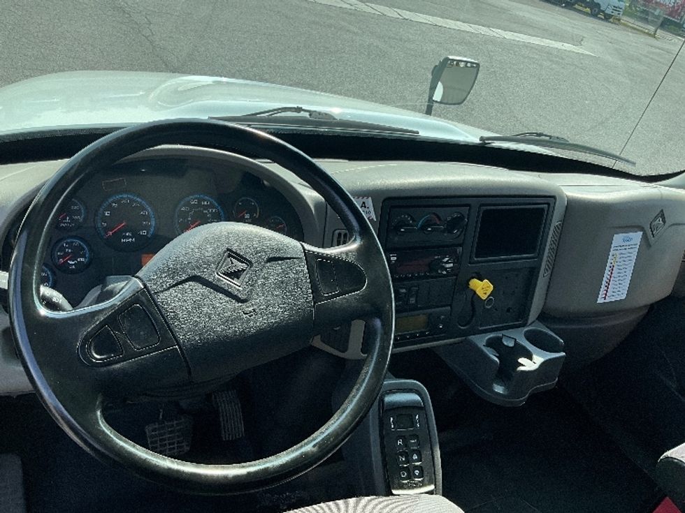 Refrigerated Truck-Light and Medium Duty Trucks-International-2019-4400-Ottawa-ON-245,951\n\t\tkm-$ 86,250 - Image 18