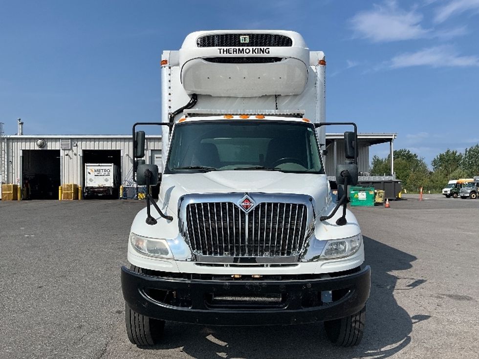 Refrigerated Truck-Light and Medium Duty Trucks-International-2019-4400-Ottawa-ON-245,951\n\t\tkm-$ 86,250 - Image 2