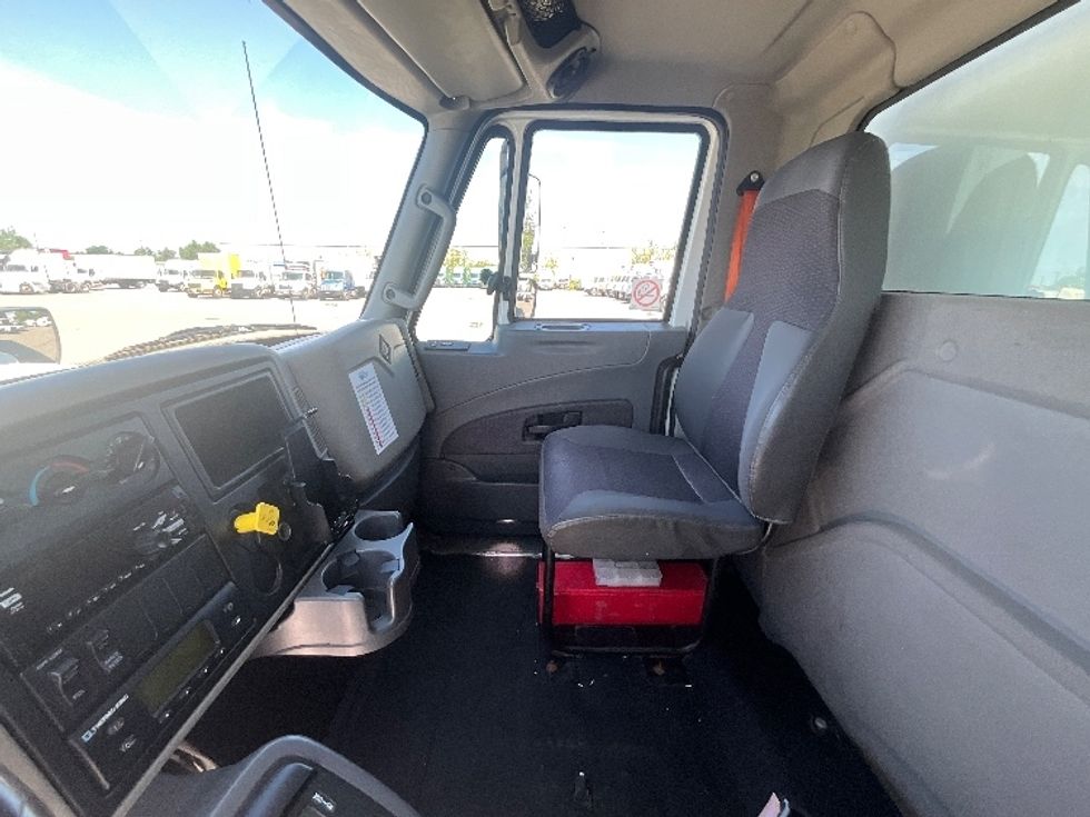 Refrigerated Truck-Light and Medium Duty Trucks-International-2019-4400-Ottawa-ON-256,526\n\t\tkm-$ 79,250 - Image 18