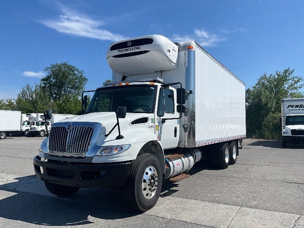 Refrigerated Truck-Light and Medium Duty Trucks-International-2019-4400-Ottawa-ON-256,526\n\t\tkm-$ 79,250 - Image 3