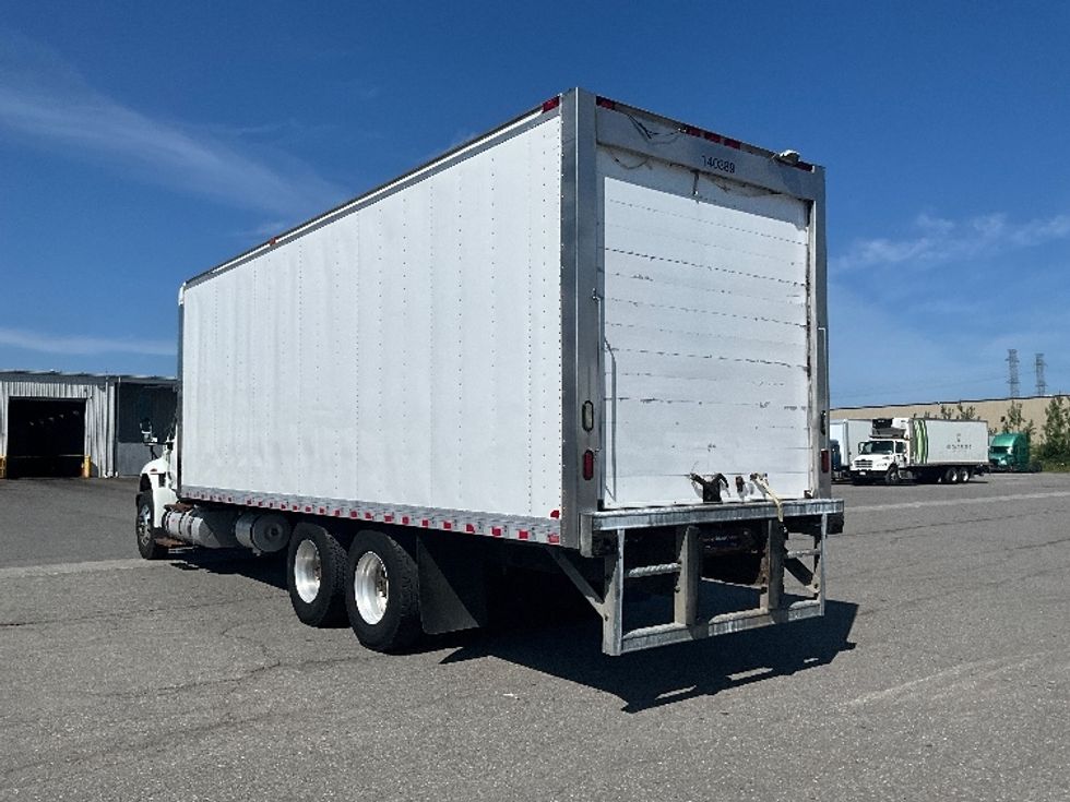 Refrigerated Truck-Light and Medium Duty Trucks-International-2019-4400-Ottawa-ON-256,526\n\t\tkm-$ 79,250 - Image 6