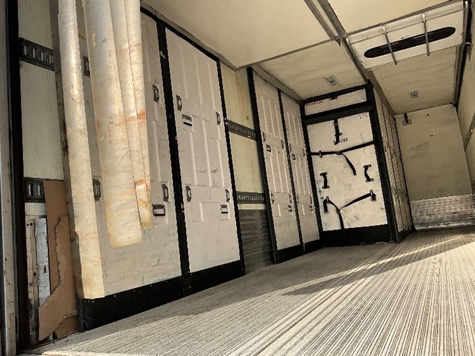 Refrigerated Truck-Light and Medium Duty Trucks-International-2019-4400-Ottawa-ON-290,603\n\t\tkm-$ 81,750 - Image 11