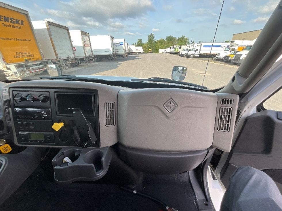 Refrigerated Truck-Light and Medium Duty Trucks-International-2019-4400-Ottawa-ON-290,603\n\t\tkm-$ 81,750 - Image 21