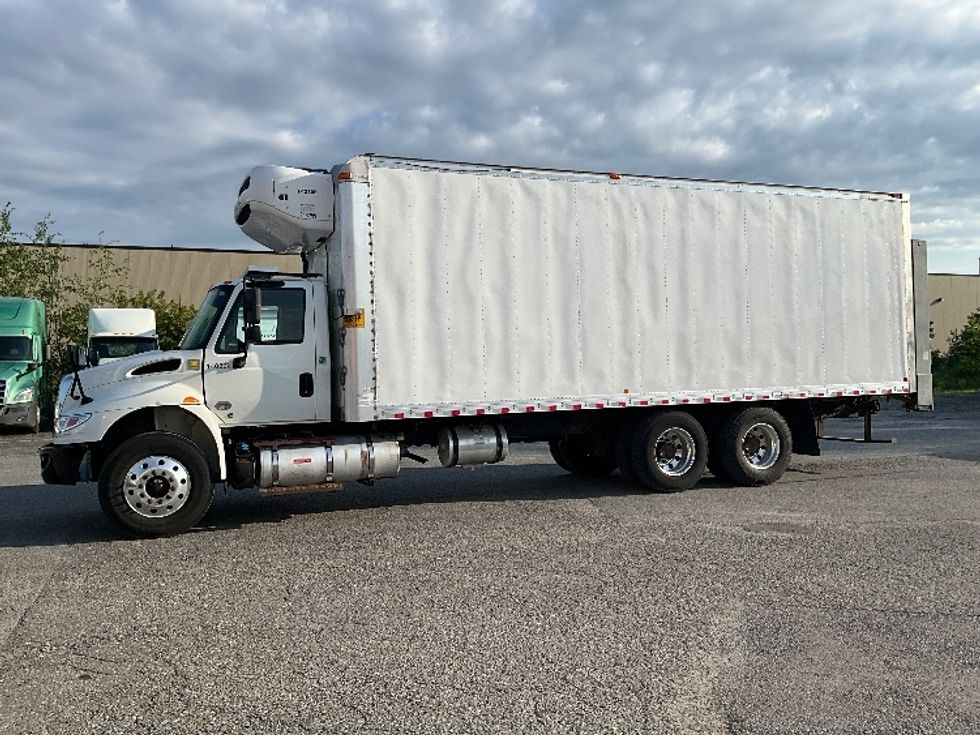 Refrigerated Truck-Light and Medium Duty Trucks-International-2019-4400-Ottawa-ON-290,603\n\t\tkm-$ 81,750 - Image 4