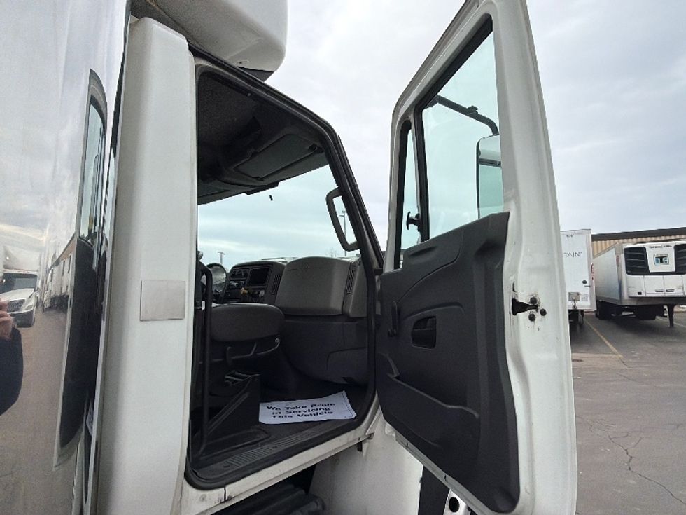Refrigerated Truck-Light and Medium Duty Trucks-International-2019-4400-Sturtevant-WI-195,716\n\t\tmiles-$ 60,250 - Image 20
