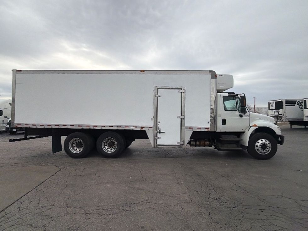 Refrigerated Truck-Light and Medium Duty Trucks-International-2019-4400-Sturtevant-WI-195,716\n\t\tmiles-$ 60,250 - Image 4