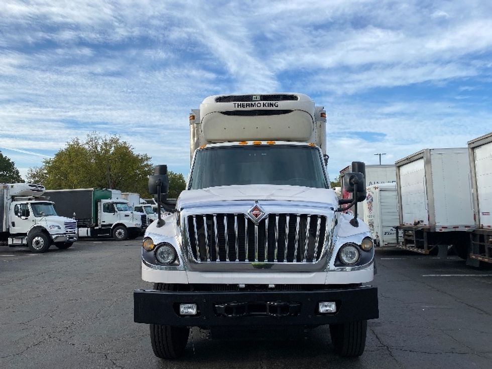 Refrigerated Truck-Light and Medium Duty Trucks-International-2019-HV613-Parsippany-NJ-385,826\n\t\tmiles-$ 69,250 - Image 2