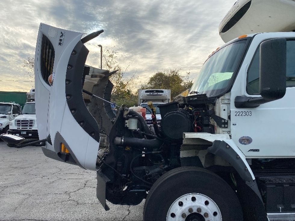Refrigerated Truck-Light and Medium Duty Trucks-International-2019-HV613-Parsippany-NJ-385,826\n\t\tmiles-$ 69,250 - Image 23