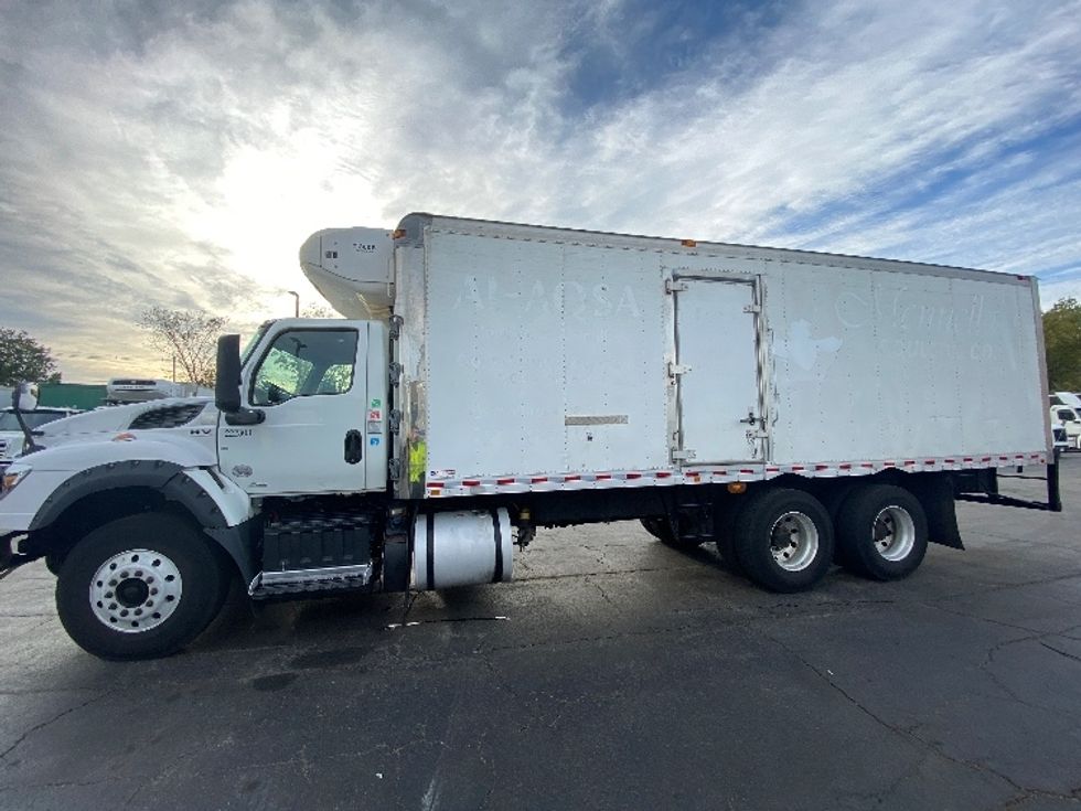 Refrigerated Truck-Light and Medium Duty Trucks-International-2019-HV613-Parsippany-NJ-385,826\n\t\tmiles-$ 69,250 - Image 4
