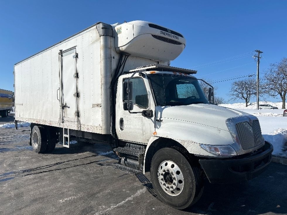 Refrigerated Truck-Light and Medium Duty Trucks-International-2019-MV607-Allentown-PA-276,161\n\t\tmiles-$ 33,500 - Image 1