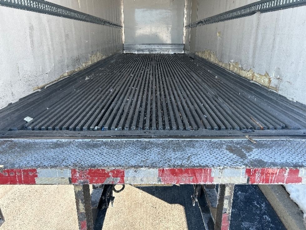 Refrigerated Truck-Light and Medium Duty Trucks-International-2019-MV607-Allentown-PA-276,161\n\t\tmiles-$ 33,500 - Image 10