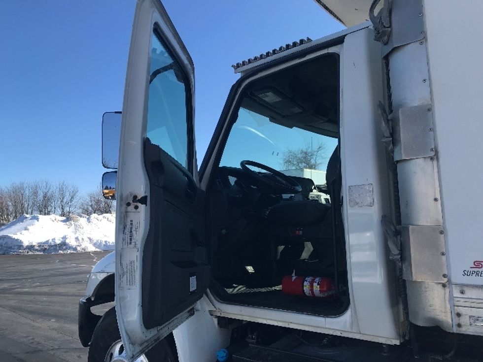 Refrigerated Truck-Light and Medium Duty Trucks-International-2019-MV607-Allentown-PA-288,260\n\t\tmiles-$ 30,750 - Image 16