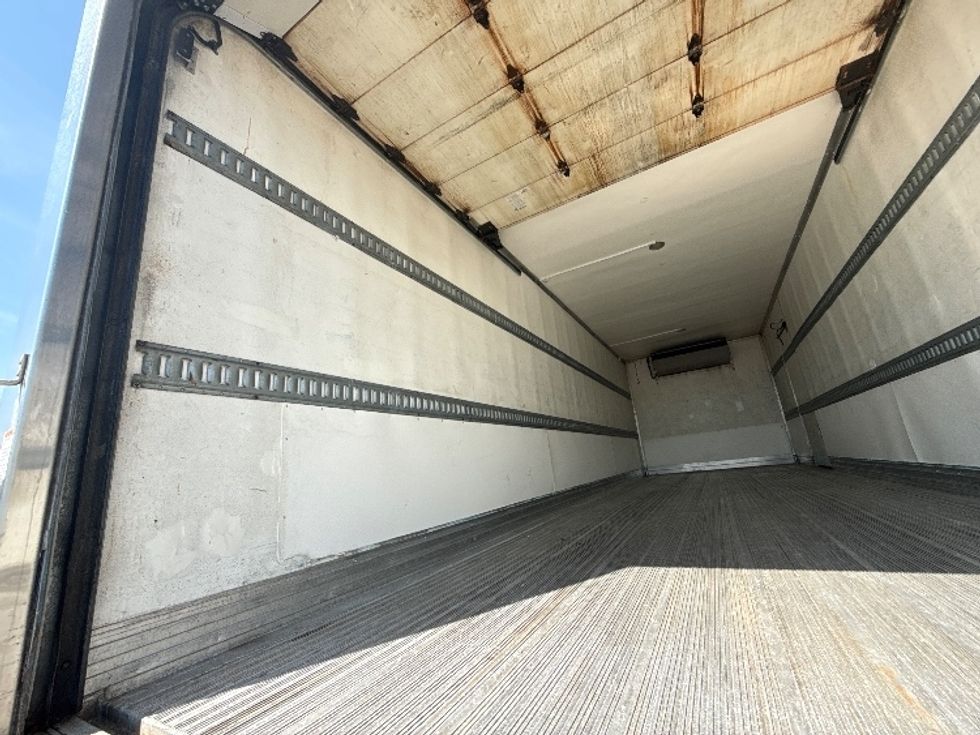 Refrigerated Truck-Light and Medium Duty Trucks-International-2019-MV607-Chicago (Melrose Park)-IL-100,166\n\t\tmiles-$ 58,000 - Image 11
