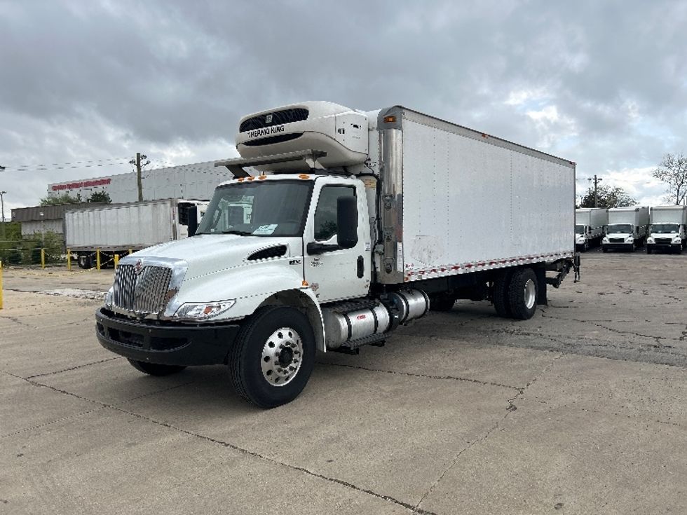 Refrigerated Truck-Light and Medium Duty Trucks-International-2019-MV607-Chicago (Melrose Park)-IL-107,272\n\t\tmiles-$ 56,000 - Image 3