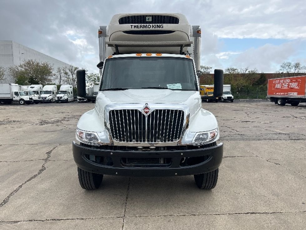 Refrigerated Truck-Light and Medium Duty Trucks-International-2019-MV607-Chicago (Melrose Park)-IL-107,272\n\t\tmiles-$ 56,000 - Image 2