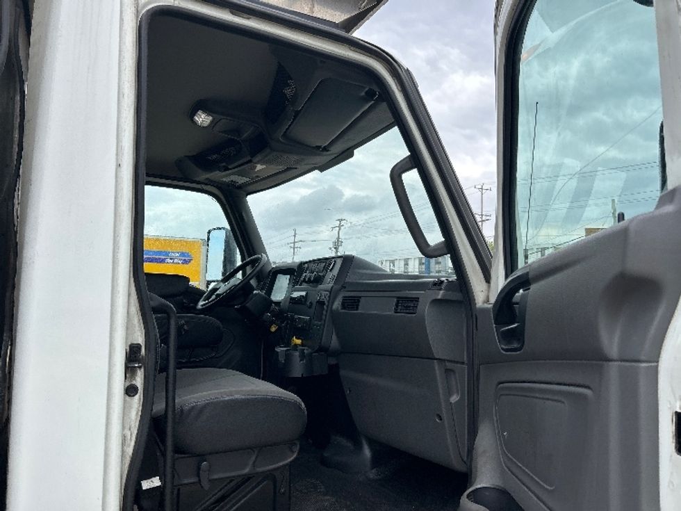 Refrigerated Truck-Light and Medium Duty Trucks-International-2019-MV607-Chicago (Melrose Park)-IL-107,272\n\t\tmiles-$ 56,000 - Image 18