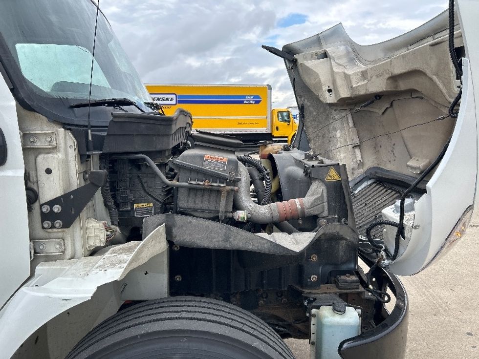 Refrigerated Truck-Light and Medium Duty Trucks-International-2019-MV607-Chicago (Melrose Park)-IL-107,272\n\t\tmiles-$ 56,000 - Image 21