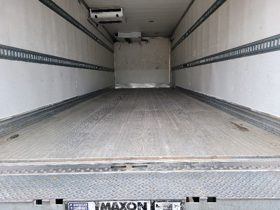 Refrigerated Truck-Light and Medium Duty Trucks-International-2019-MV607-Chicago (Melrose Park)-IL-128,280\n\t\tmiles-$ 54,000 - Image 10
